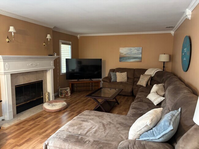 Foto del edificio - 16 Eastwood Pl