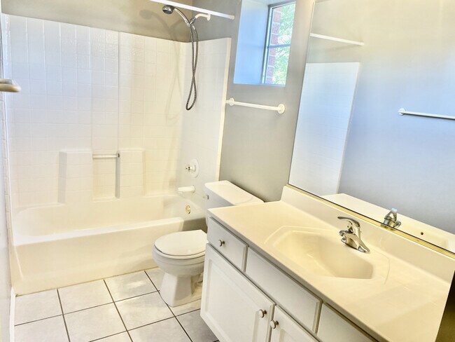 Foto del edificio - 12 St Moritz Ct