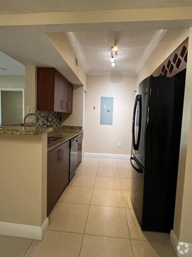 The Marquesa Condominium Apartments for Rent Pembroke Pines, FL 24