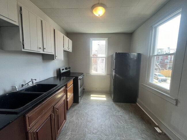 Foto del edificio - 714 W Poplar St