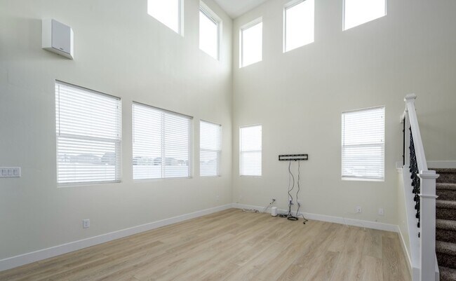 Building Photo - 3007 S 2600 W St
