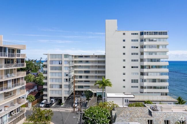 Foto del edificio - Kainalu Apartments