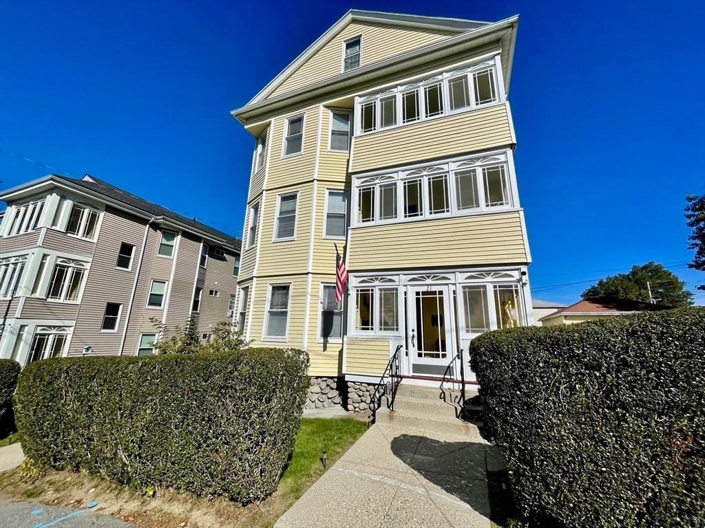 Primary Photo - 21 Watson Ave