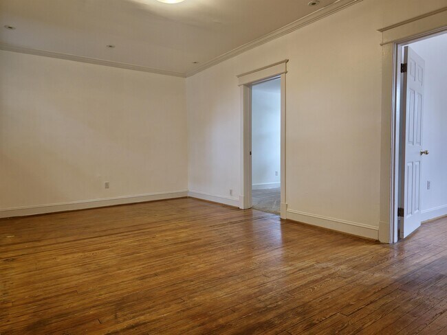 Foto del edificio - 1020 Fairmont St NW