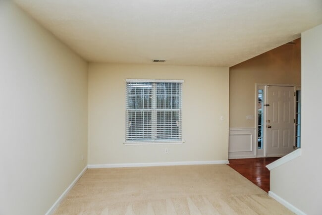 Foto del edificio - 3425 Sandlake Dr SW