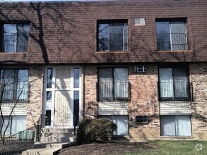 Building Photo - 205 N Waters Edge Dr