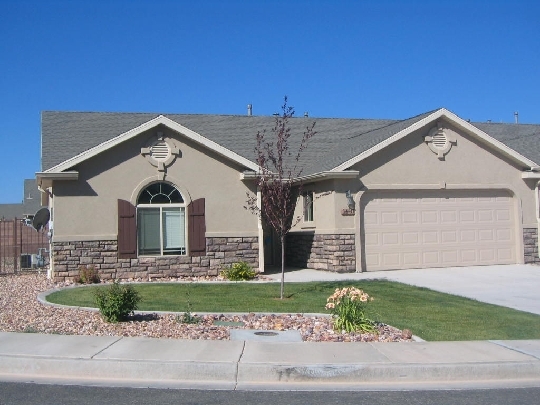 Primary Photo - 1440 Northern View Dr