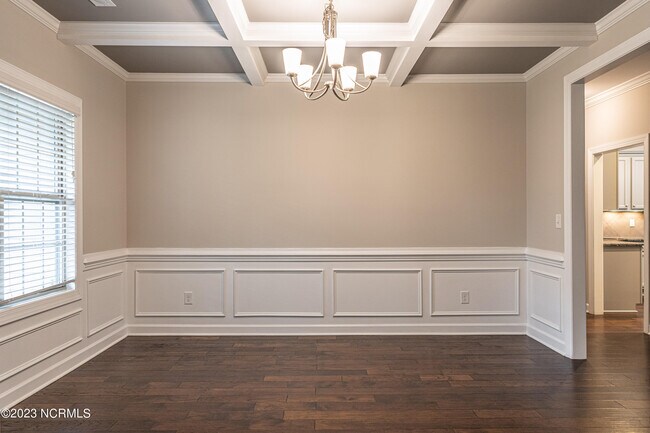 Foto del edificio - 100 Harper Ln