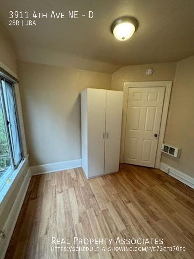 Photo - 3911 4th Ave NE-D Apartment