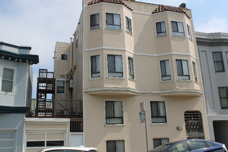 Primary Photo - 214 Funston Ave