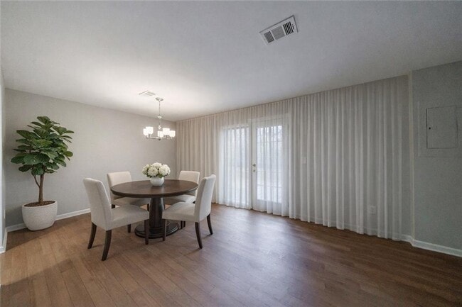 Foto del edificio - 1960 Hamilton Pl SE