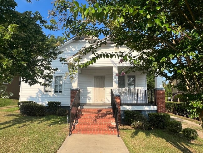 Building Photo - 510 N Wilkinson St