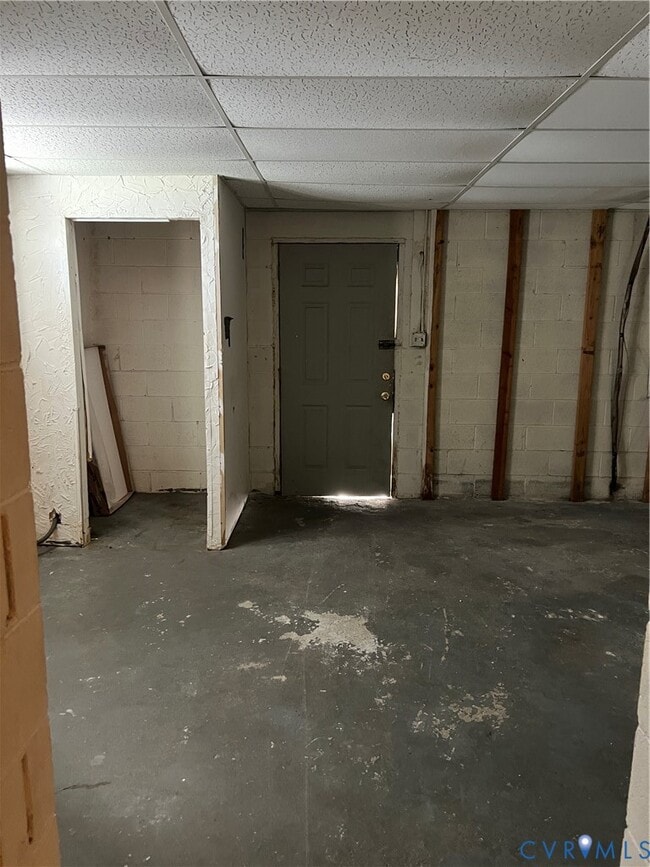 Building Photo - 2356 Dellrose Dr