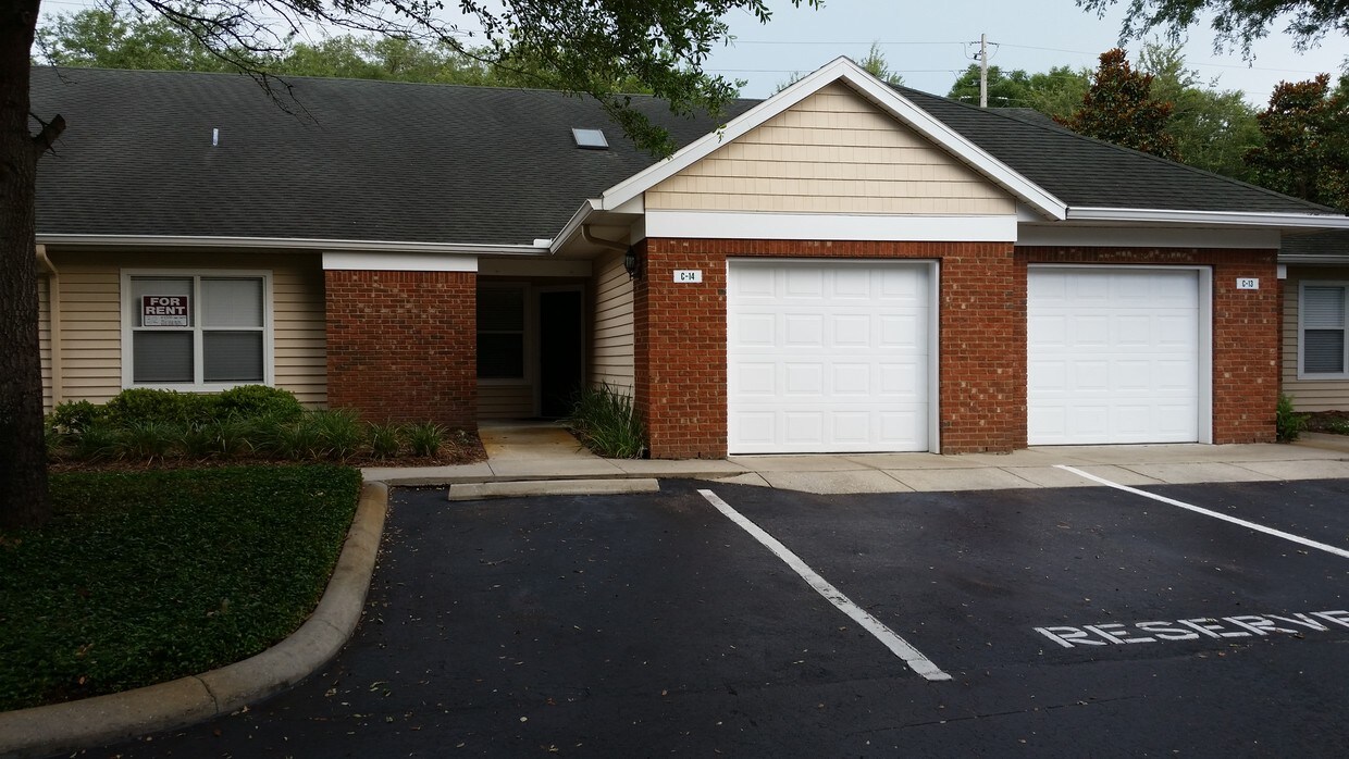 Primary Photo - 13200 W Newberry Rd