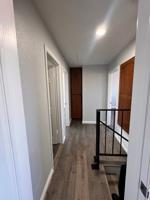 PASILLO - 14439 Rosecrans Ave
