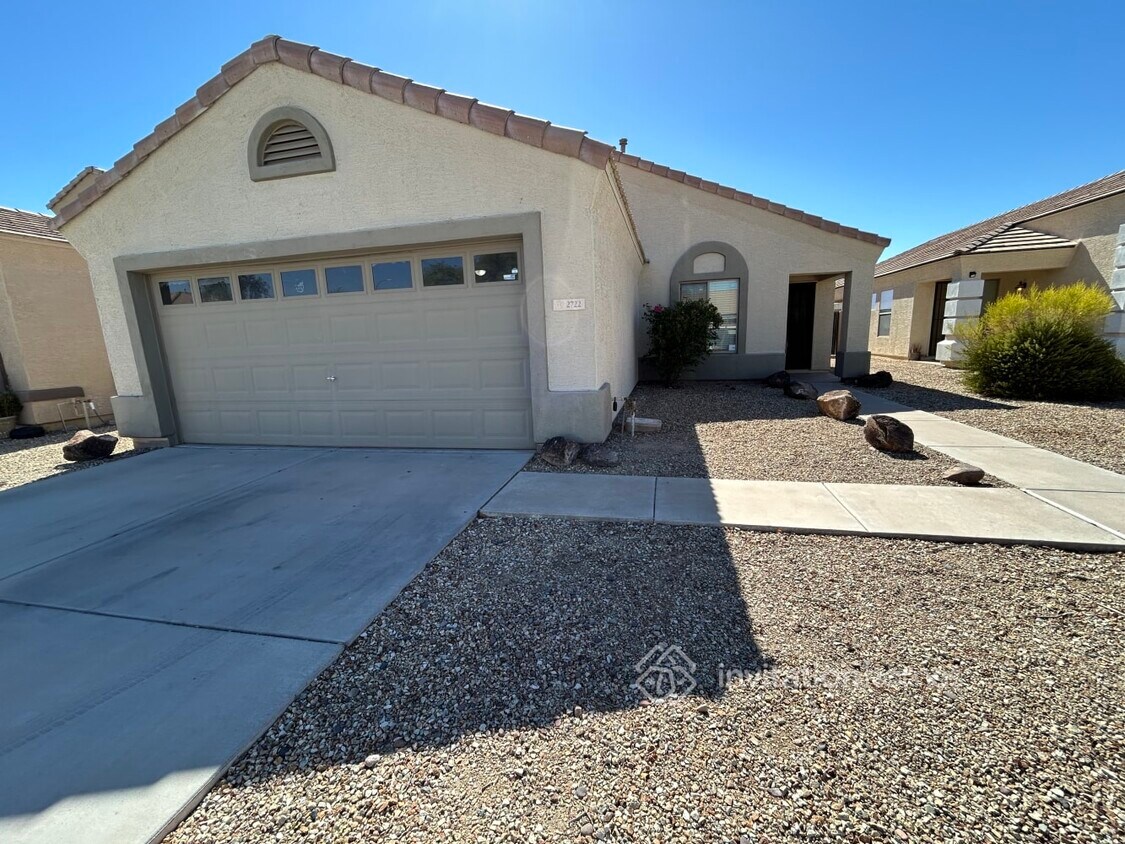 Foto principal - 2722 S 113th Ave