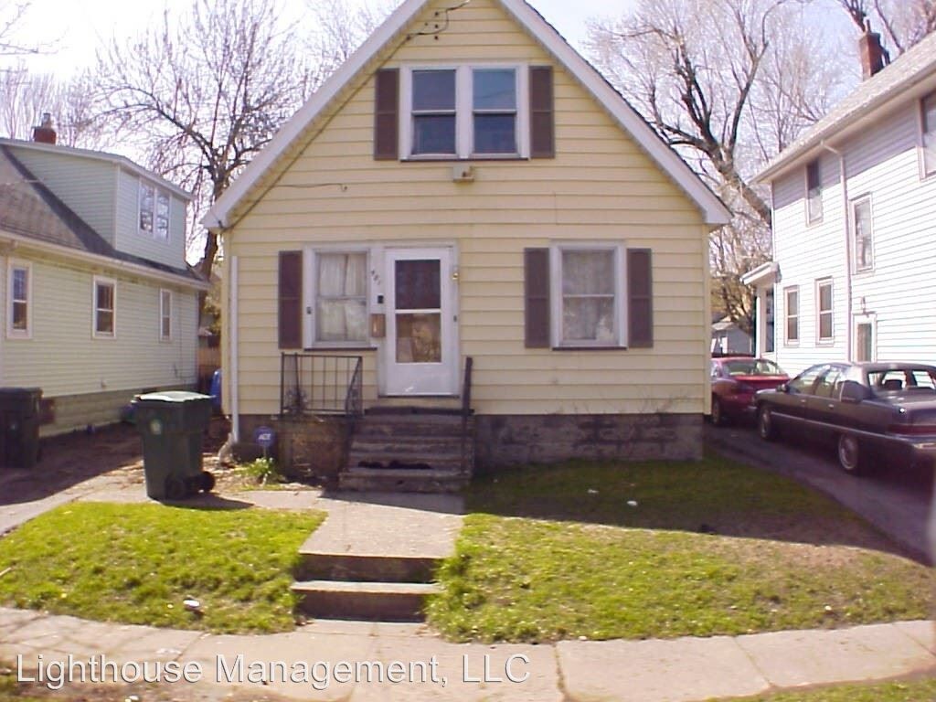 Primary Photo - 2 br, 1 bath House - 481 Wilkins St.