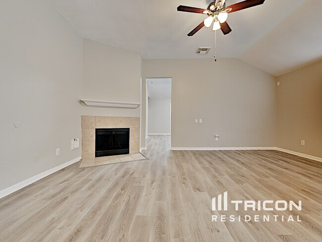 Building Photo - 15931 Imperial Forest Ln