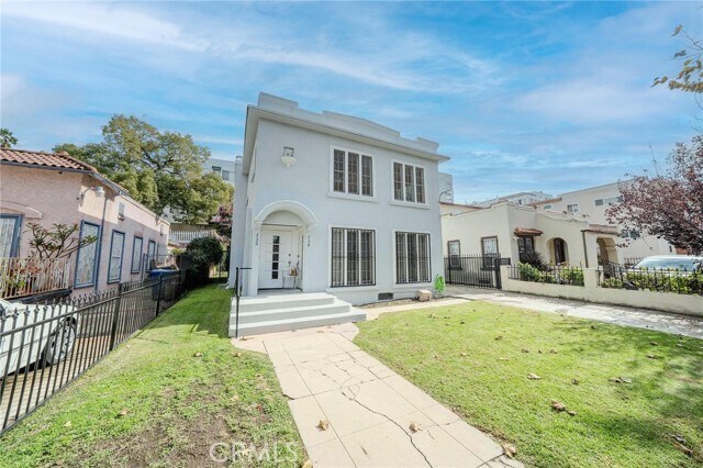 Foto del edificio - 736 S Gramercy Dr