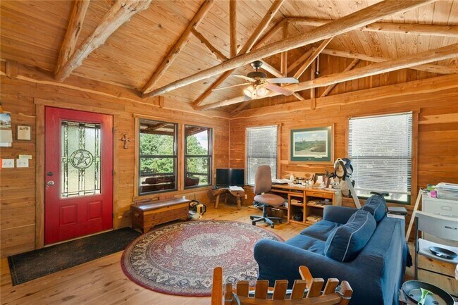 Foto del edificio - 1043 Lewis Ln