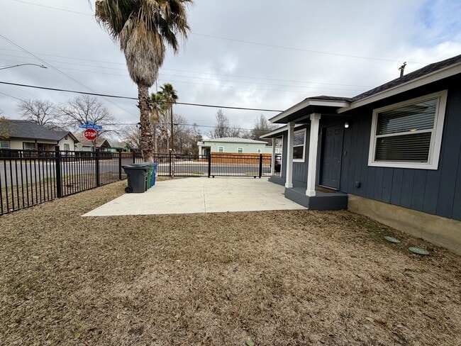 Foto del edificio - 514 Martin Luther King Dr