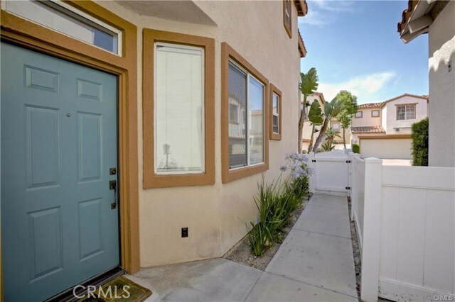 Building Photo - 154 Las Flores