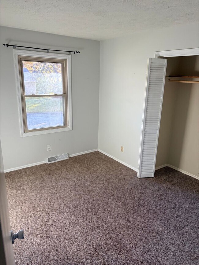 Foto del edificio - 3431 N Stoneycrest Rd