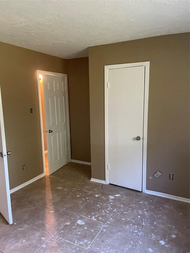 Foto del edificio - 4923 Hickorygate Dr