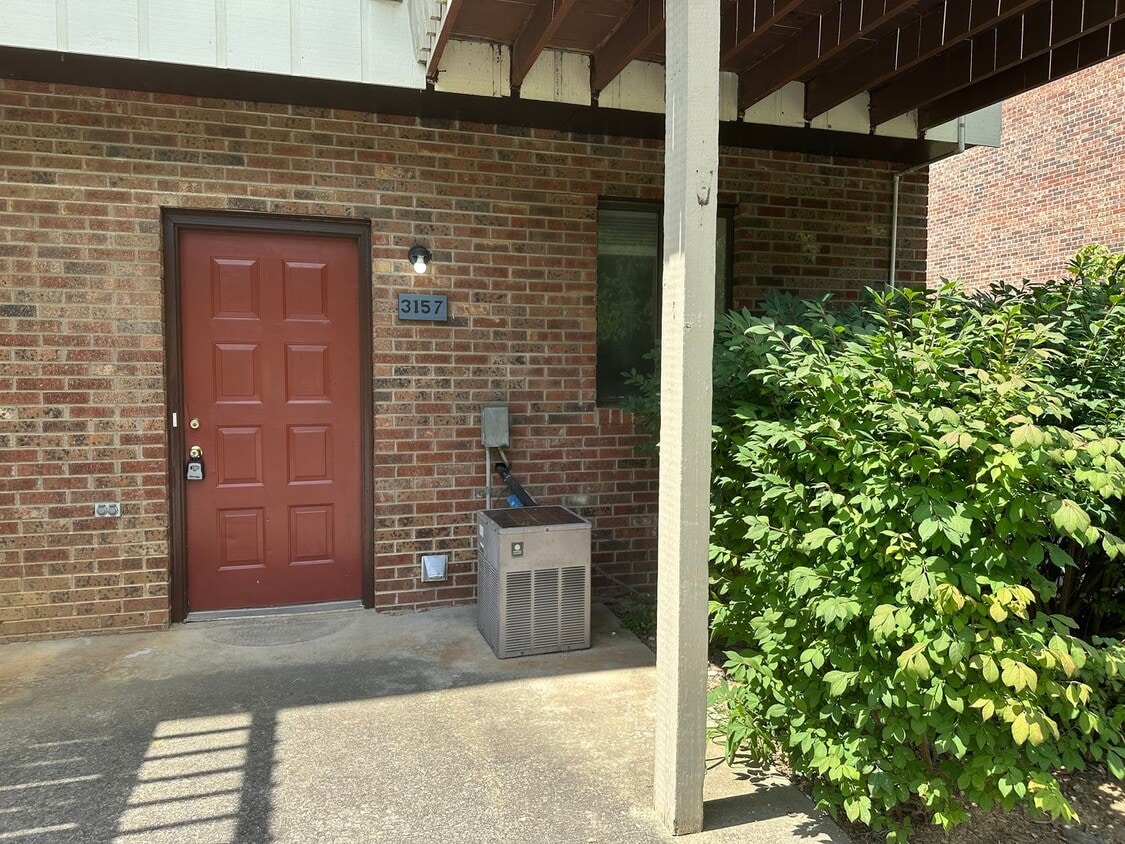 1 Bedroom / 1 Bath Townhome Kingsport TN - 1 Bedroom / 1  Bath Townhome Kingsport TN