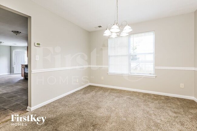 Foto del edificio - 6181 East Fayetteville Drive