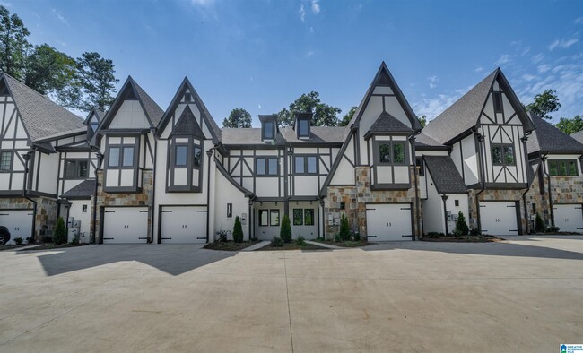 Building Photo - 3013 Vestavia Terrace Dr