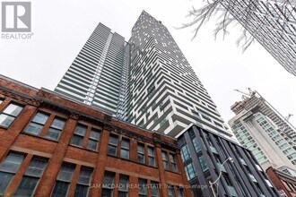 Building Photo - 20 Lombard St