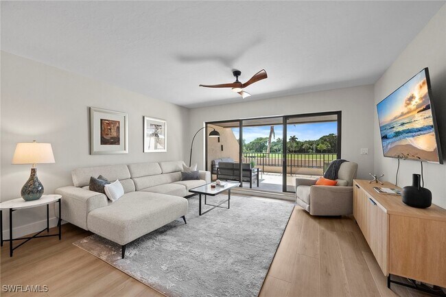 Building Photo - 6360 Pelican Bay Blvd