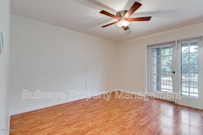 Foto del edificio - 18811 N 19th Ave