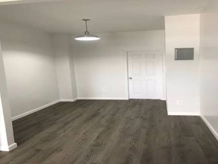 Foto principal - 384 Harman St