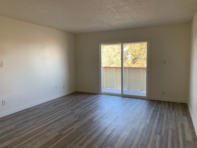 Building Photo - 10211 Ura Ln