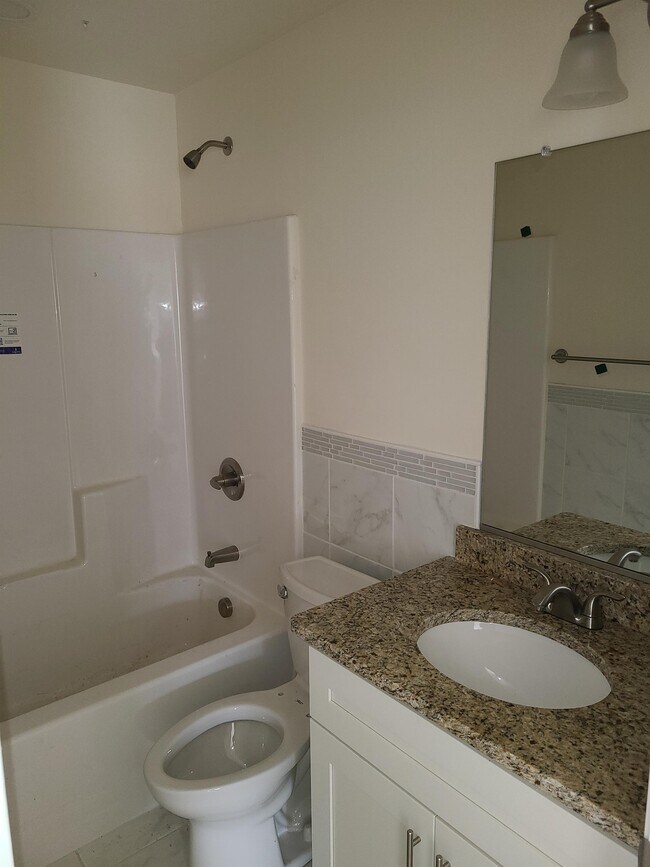 Building Photo - 2401 Old Cape Charles Rd