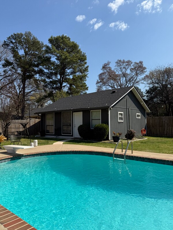 Foto del edificio - 10842 Knollwood Dr
