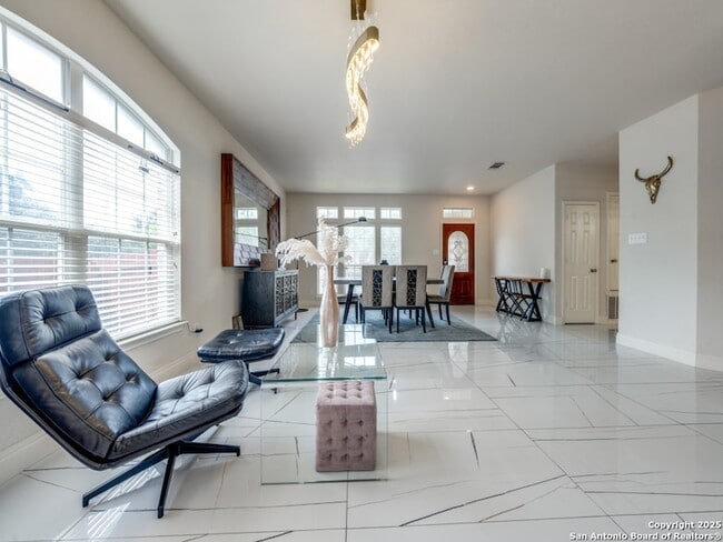 Foto del edificio - 19606 Flair Oak