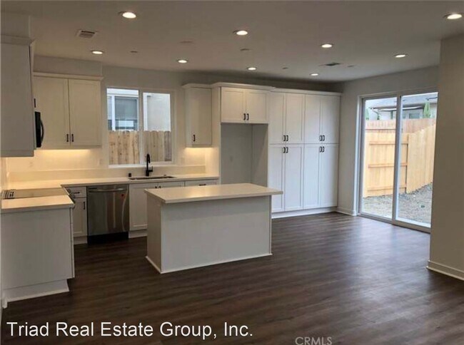Building Photo - 4 br, 3.5 bath House - 1874 San Luis Ranch...