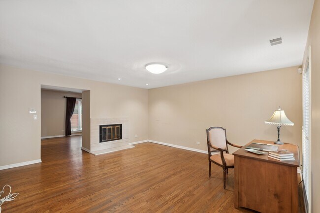 Foto del edificio - 1609 N Cleveland Ave