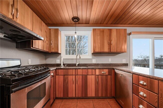 Foto del edificio - 190 Gladstone St