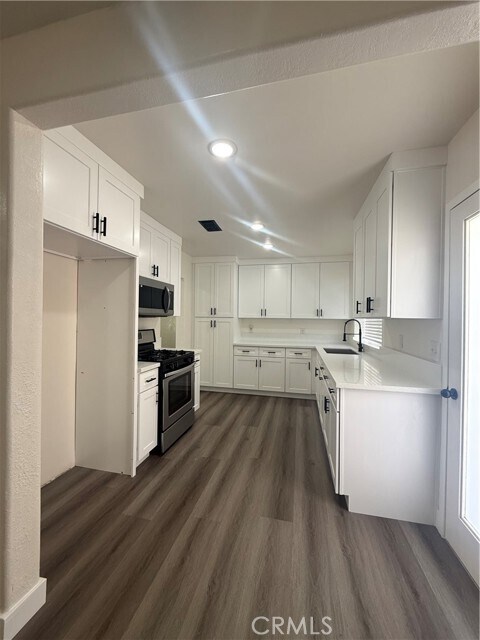 Foto del edificio - 11522 Tana Ave