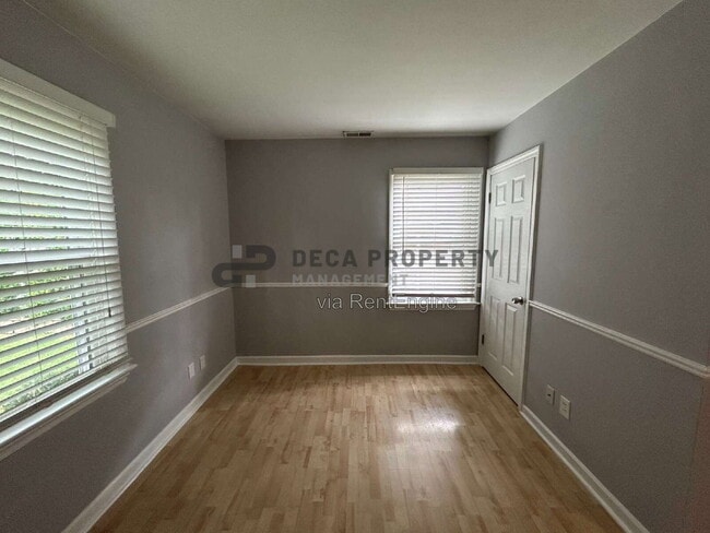 Building Photo - 1175 Gahan Dr