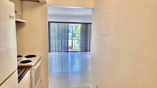 Foto del edificio - 626 NW 13th St