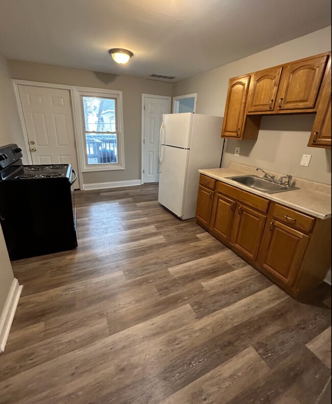 Building Photo - 53 Wilbraham Ave