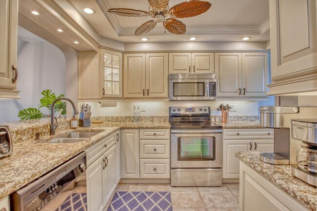 Foto del edificio - 5640 Golf Pointe Dr