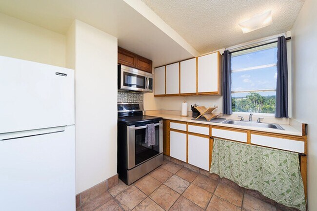 Foto del edificio - Bayshore Towers - Fully Furnished Unit wit...