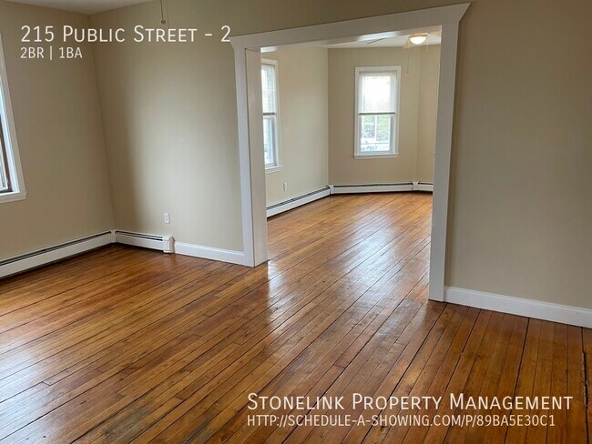 Building Photo - 215 Public St
