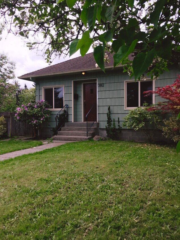 3812 S 10th St, WA 98405 House Rental in WA